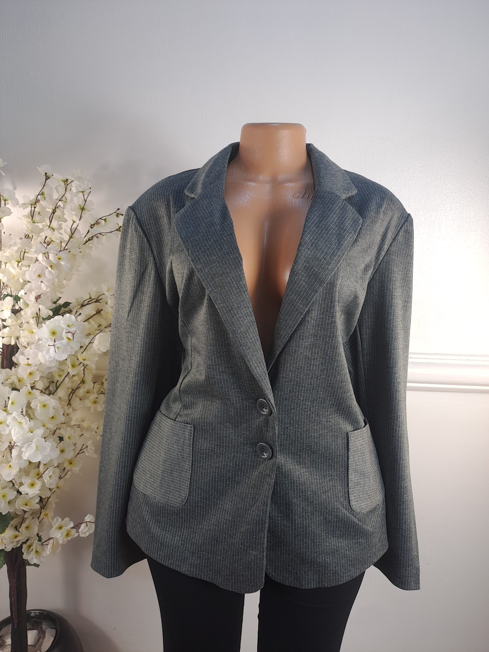 TU UK SIZE 22 [LENGHT 27 INCHES]