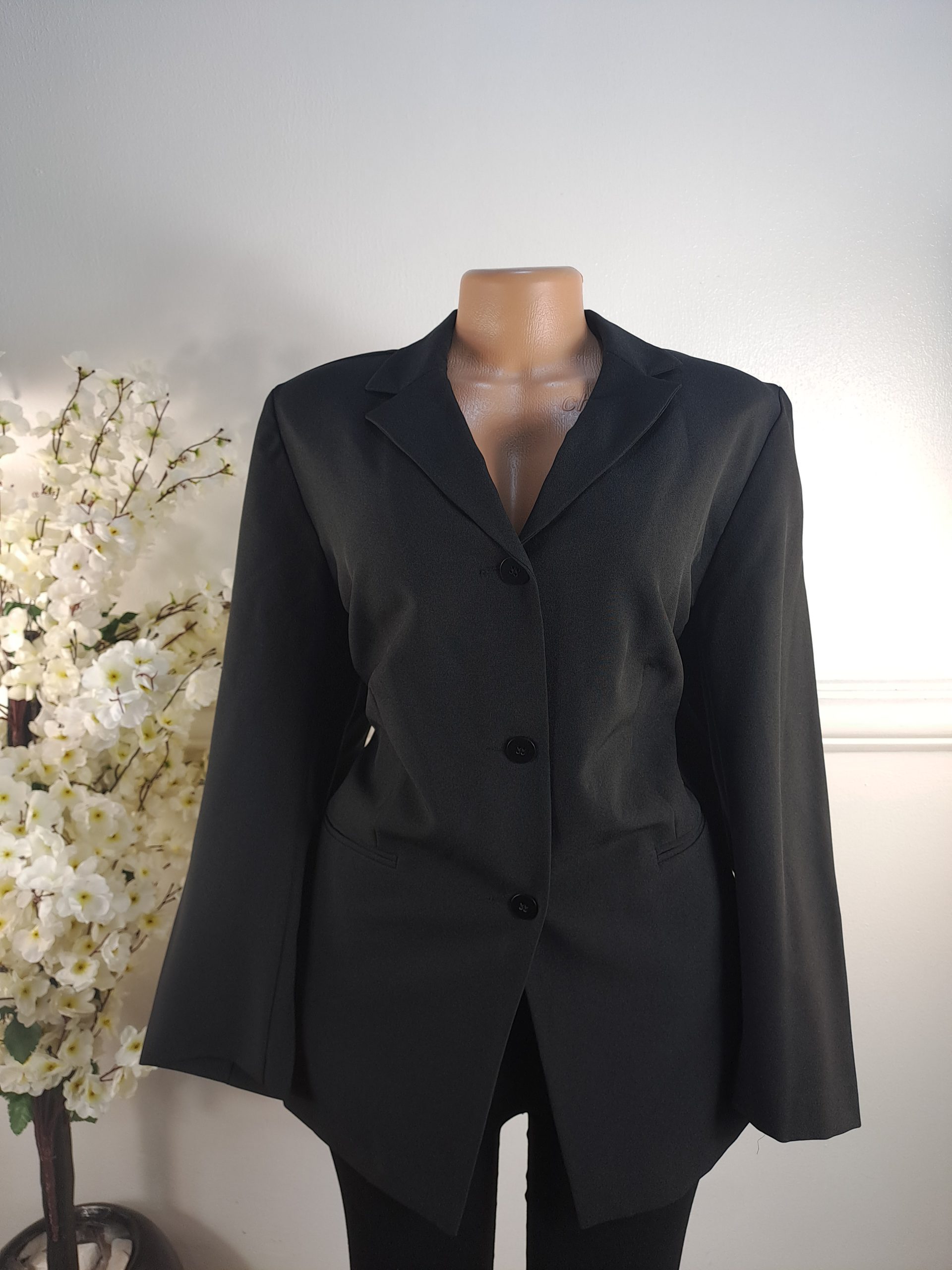 BLAZERS UK SIZE 20 [LENGHT 30 INCHES]