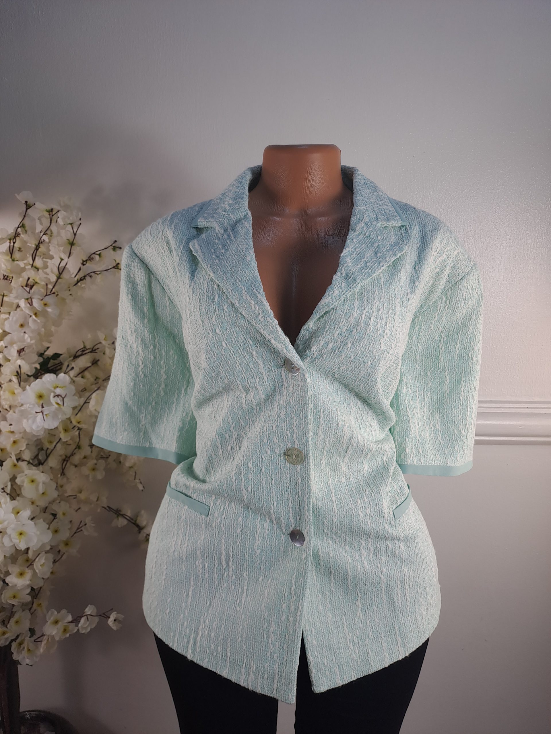 CLASSICS UK SIZE 20 [LENGHT 27 INCHES]