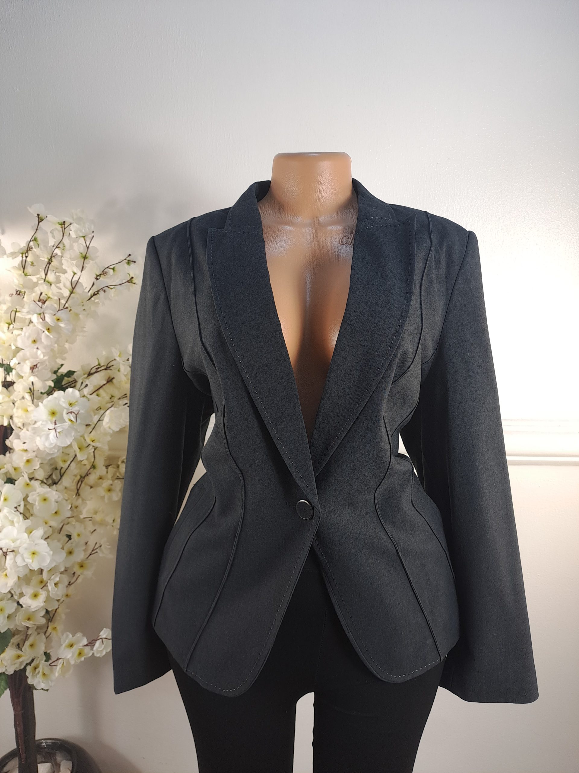 MARK & SPENCER UK SIZE 18 [LENGHT 25 INCHES]