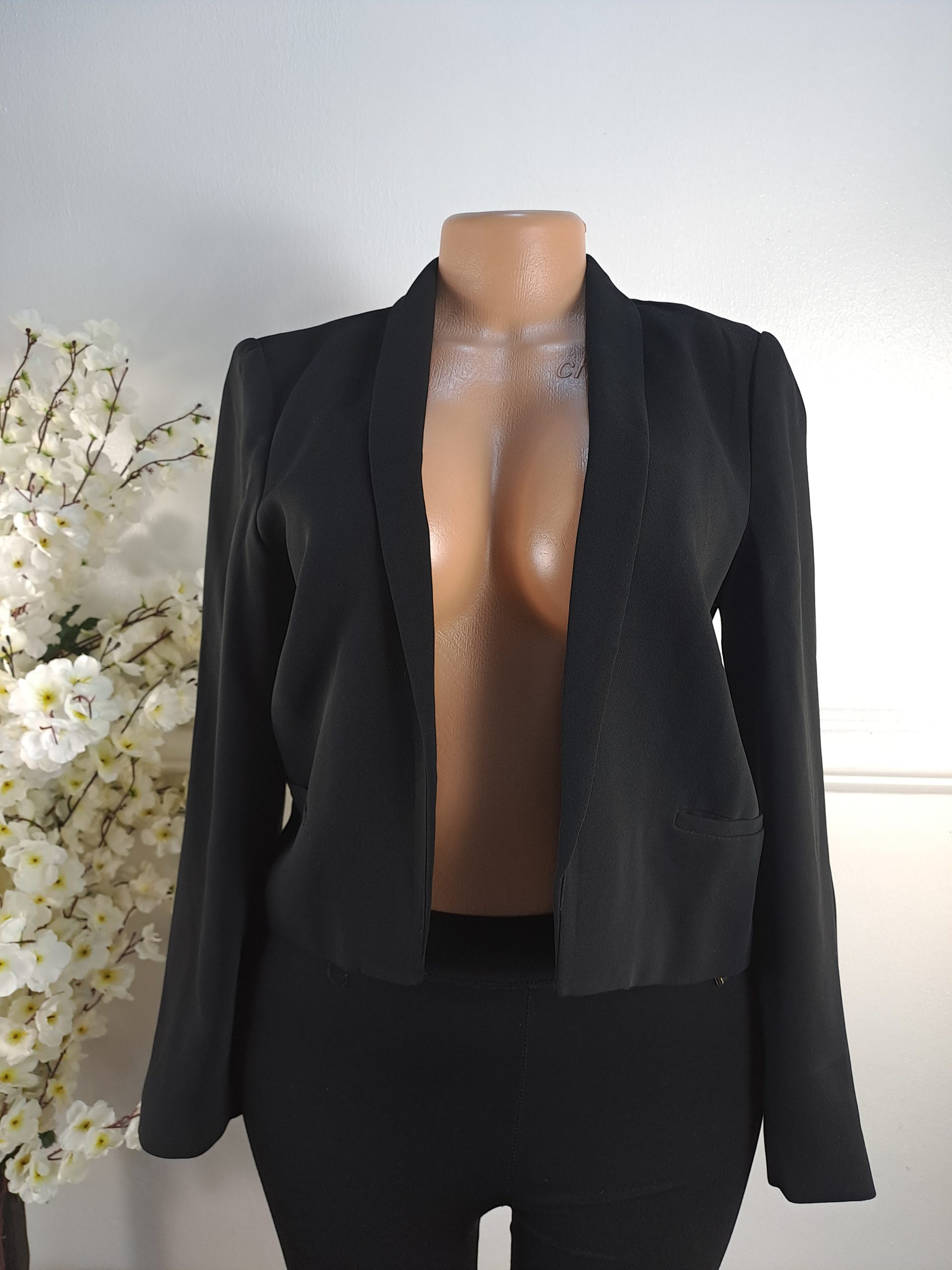 MANGO BASICS UK SIZE 10 [LENGHT 20 INCHES]