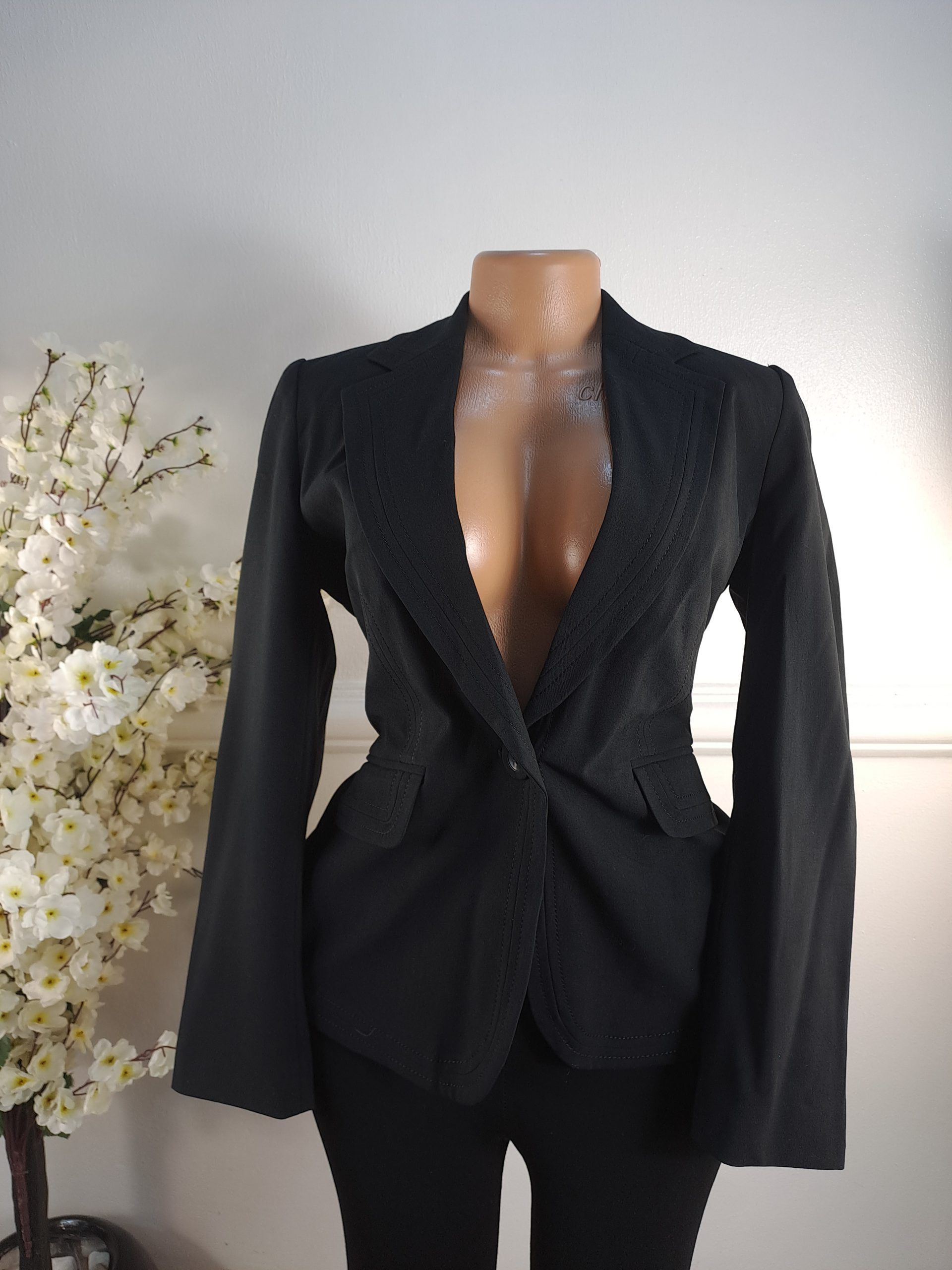 MARK & SPENCER UK SIZE 6 [LENGHT 25 INCHES]