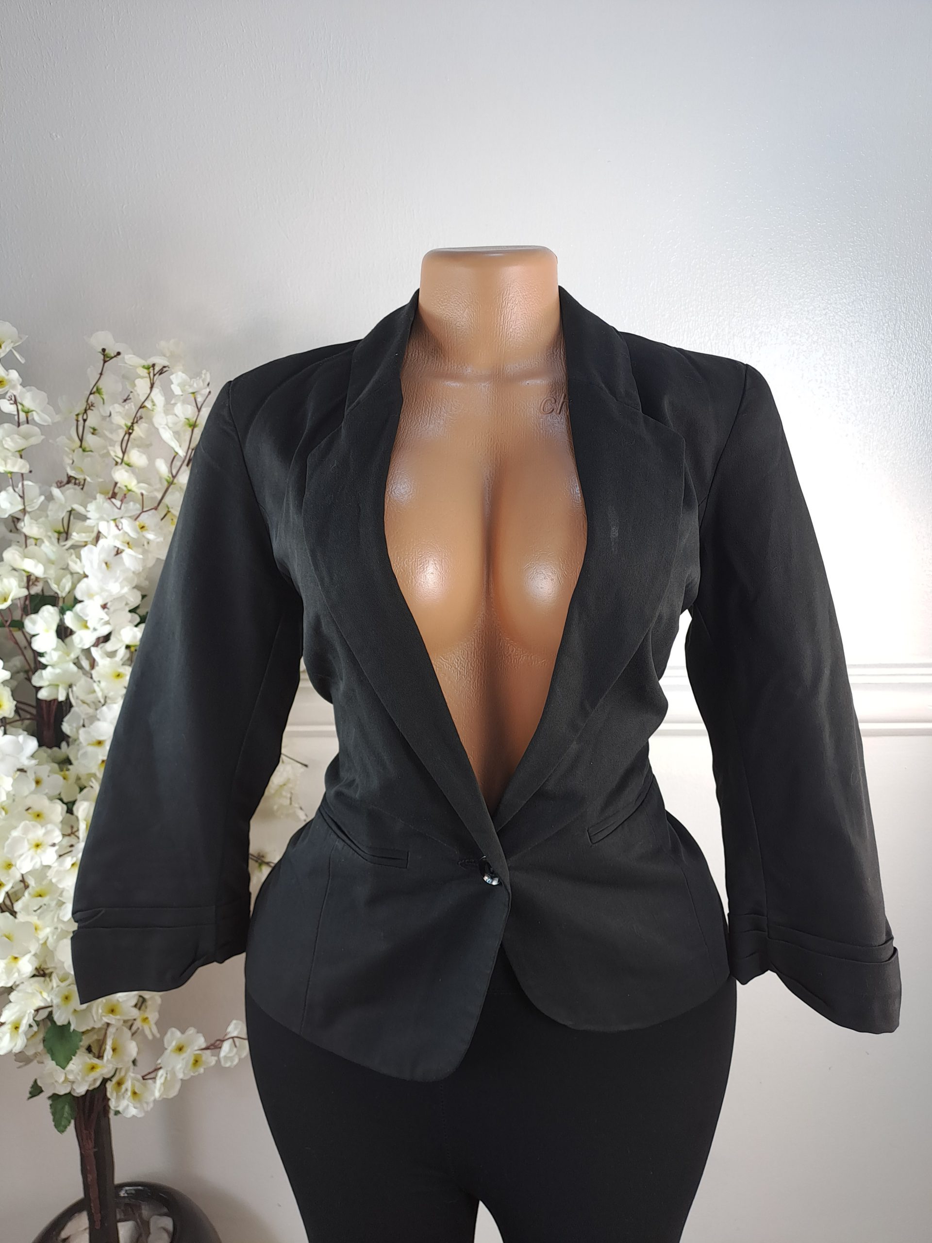 BLAZERS UK SIZE 8 [LENGHT 24 INCHES]