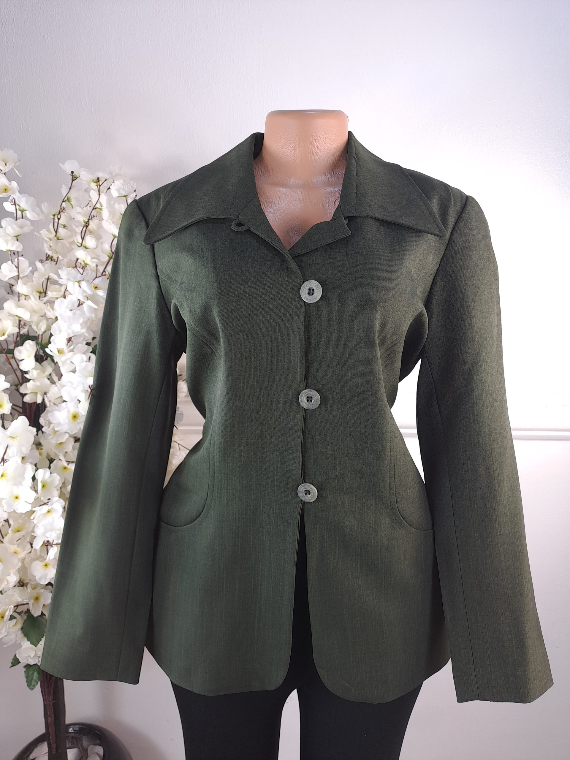 LAUREN TAYLOR UK SIZE 12 [LENGHT 28 INCHES]