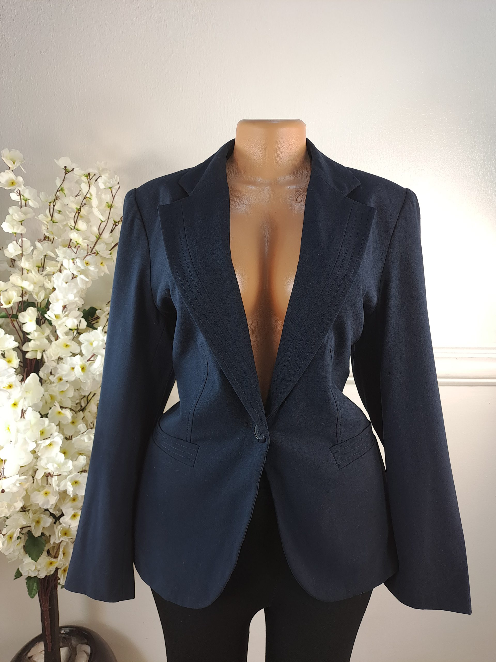 MARK & SPENCER UK SIZE 16 [LENGHT 29 INCHES]