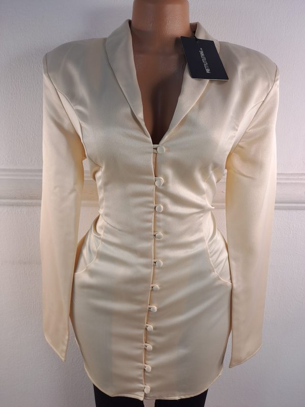 PRETTYLITTLETHING UK 12