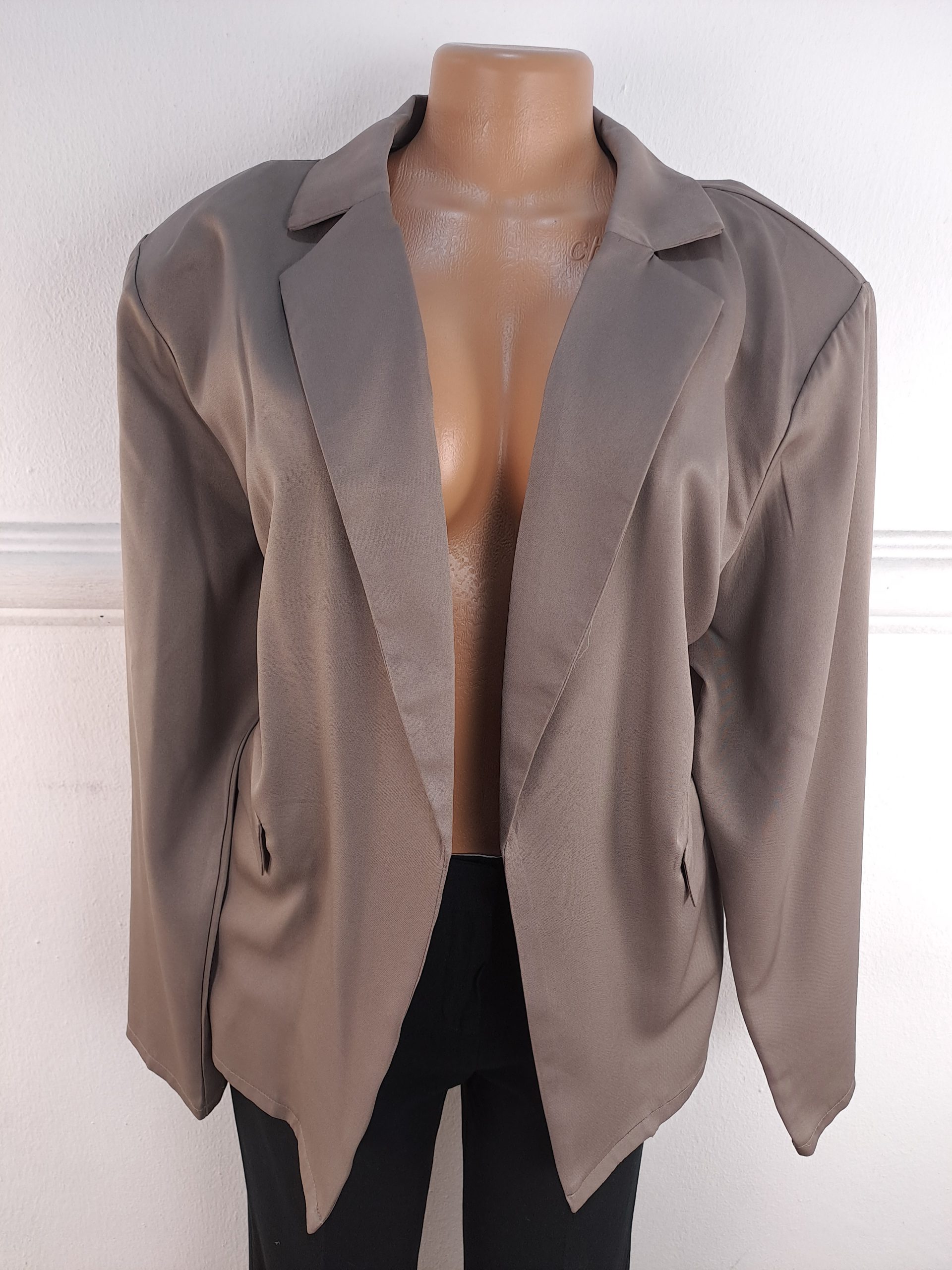 PRETTYLITTLETHING UK 24