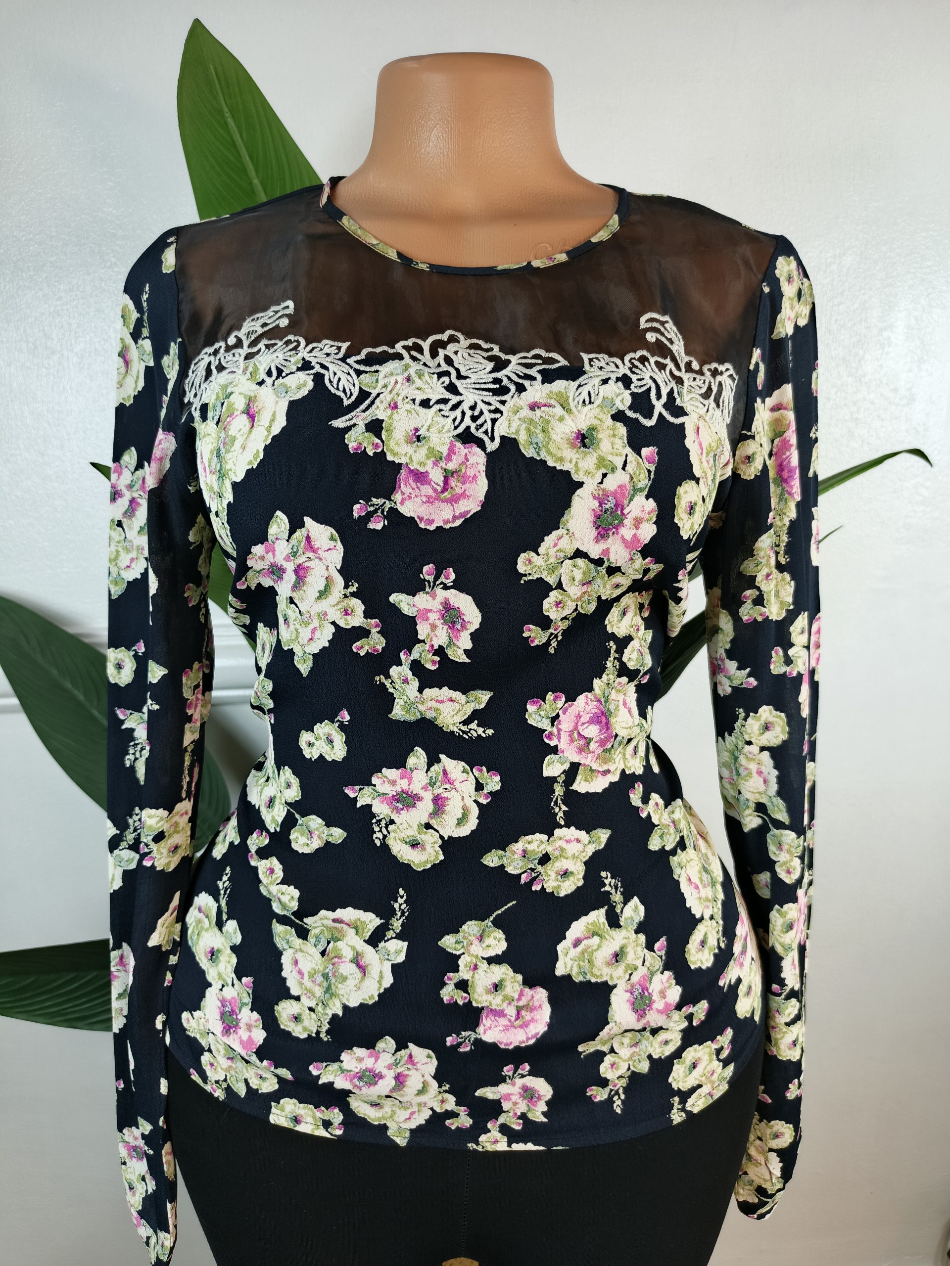 RIVER ISLAND UK 10
