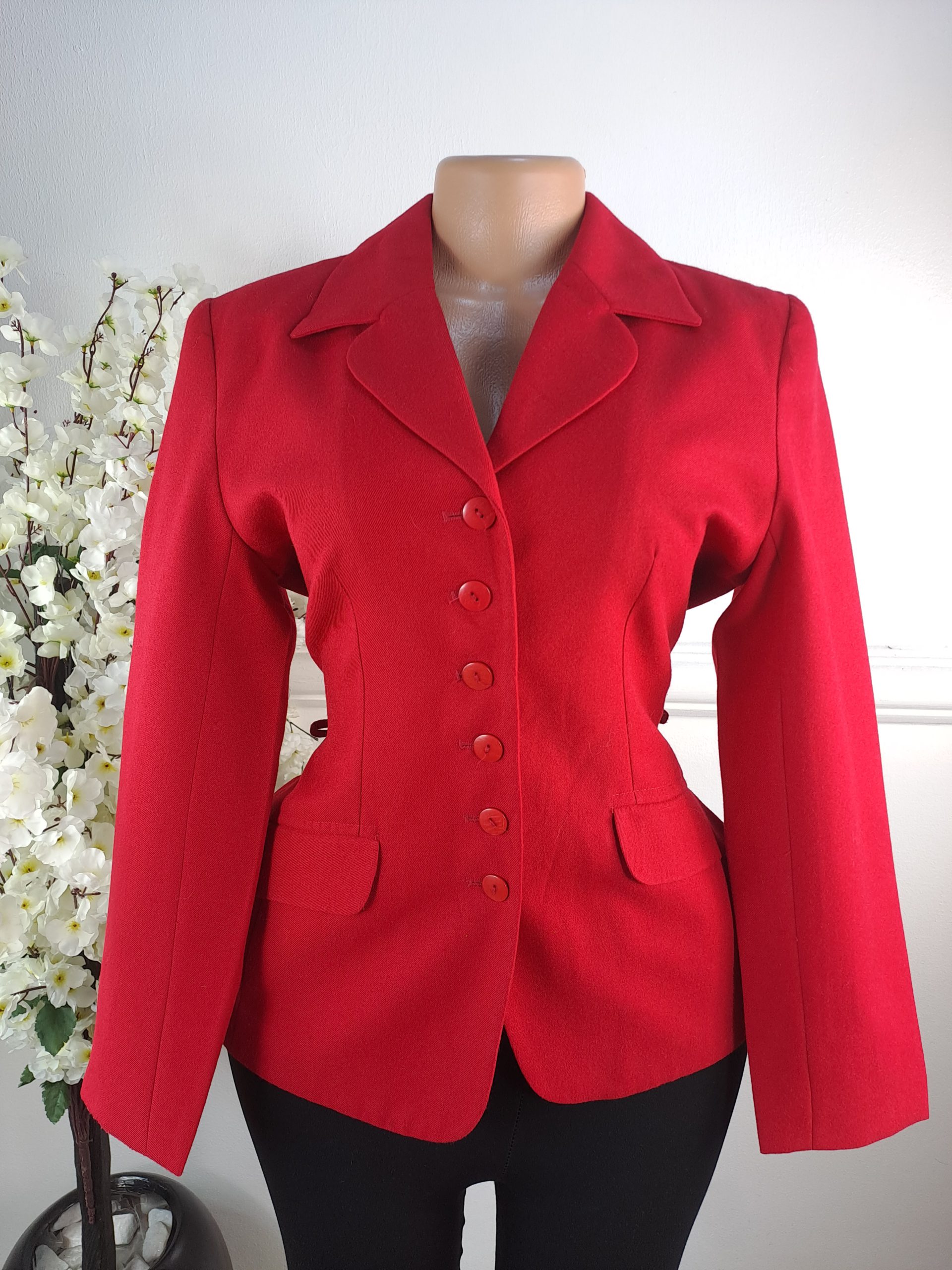 BLAZERS UK SIZE 8 [LENGHT 26 INCHES]