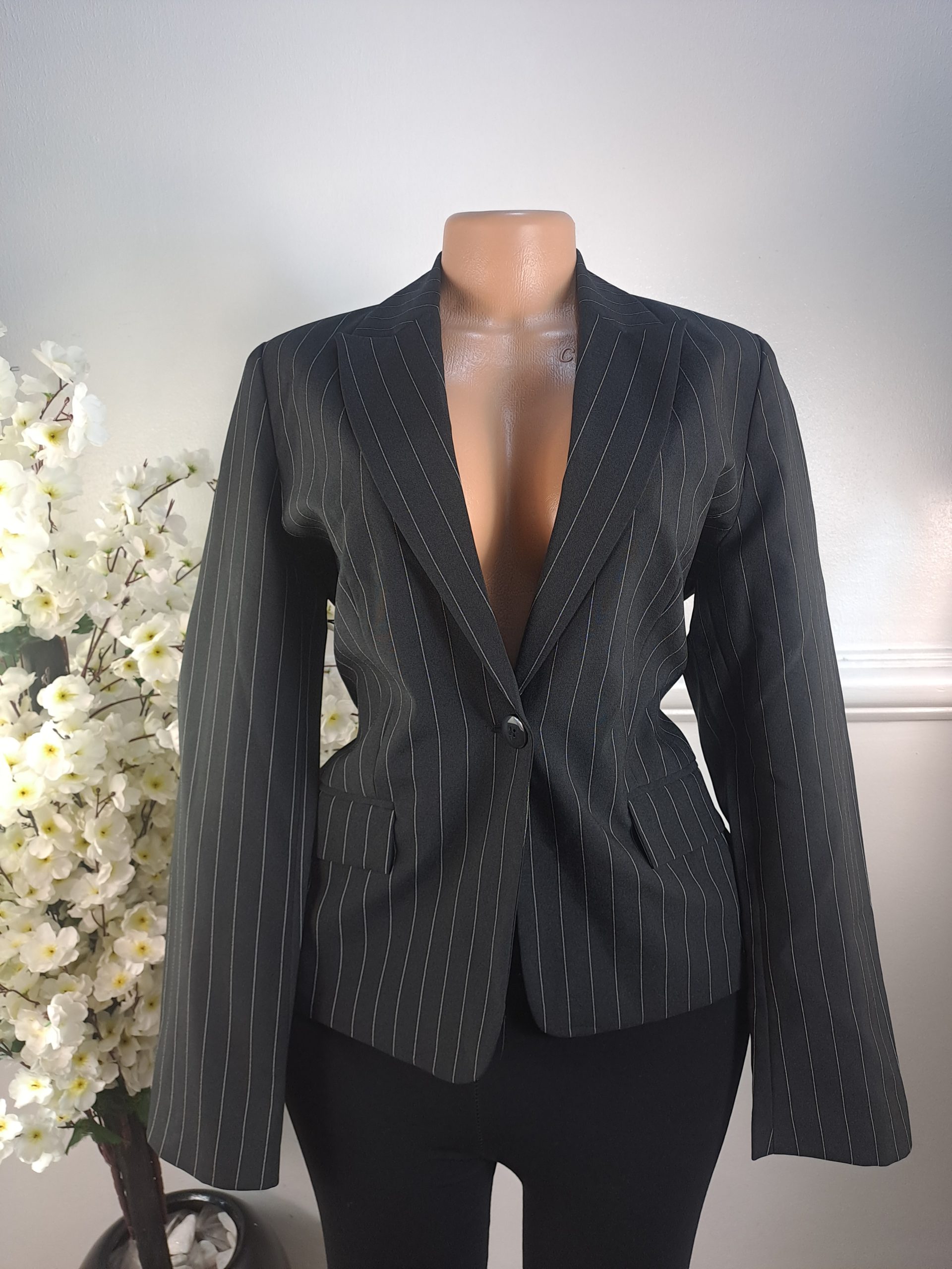 BLAZER UK SIZE 14 [LENGHT 25 INCHES]
