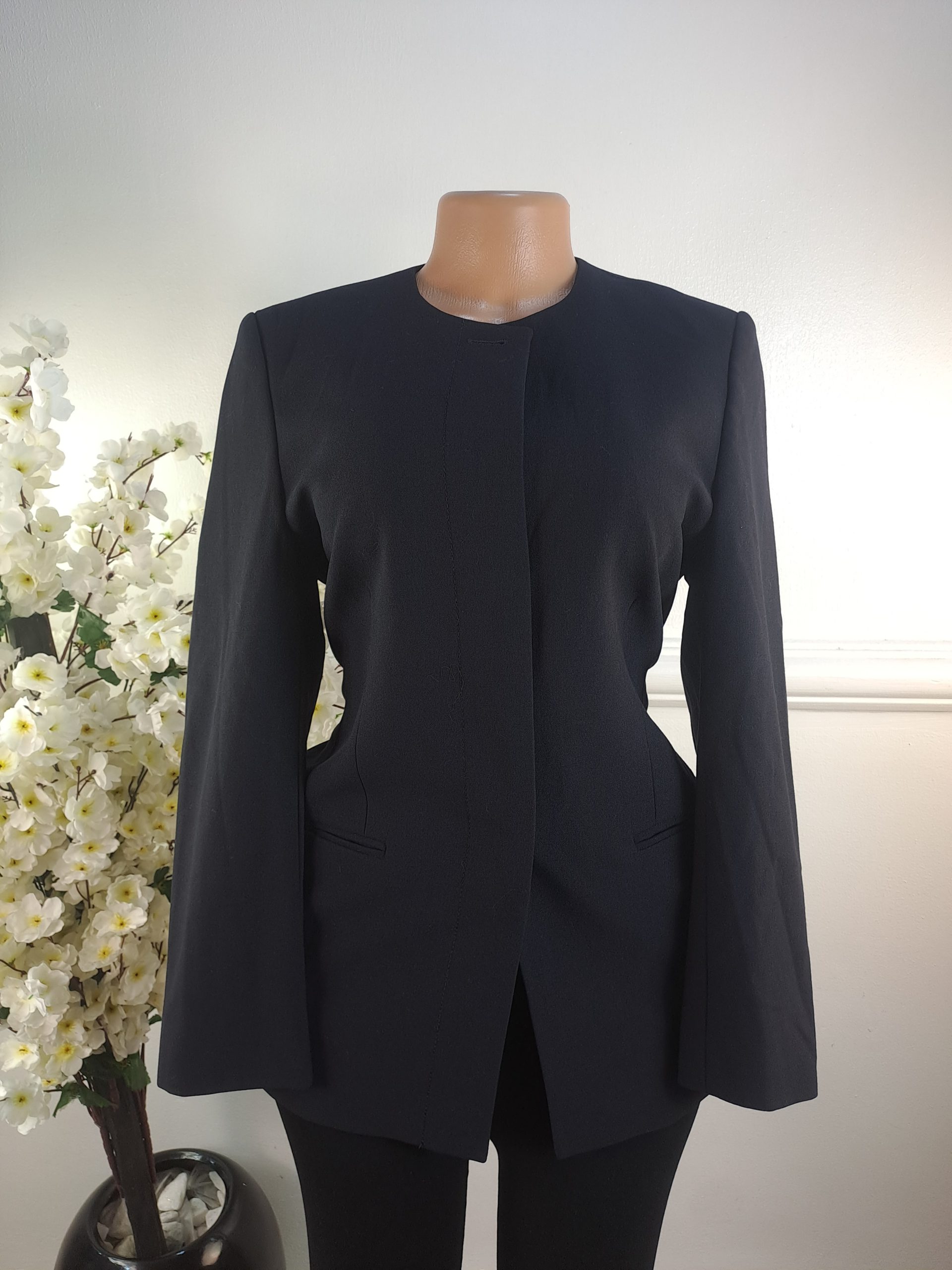 MARK & SPENCER UK SIZE 8 [LENGHT 30 INCHES]