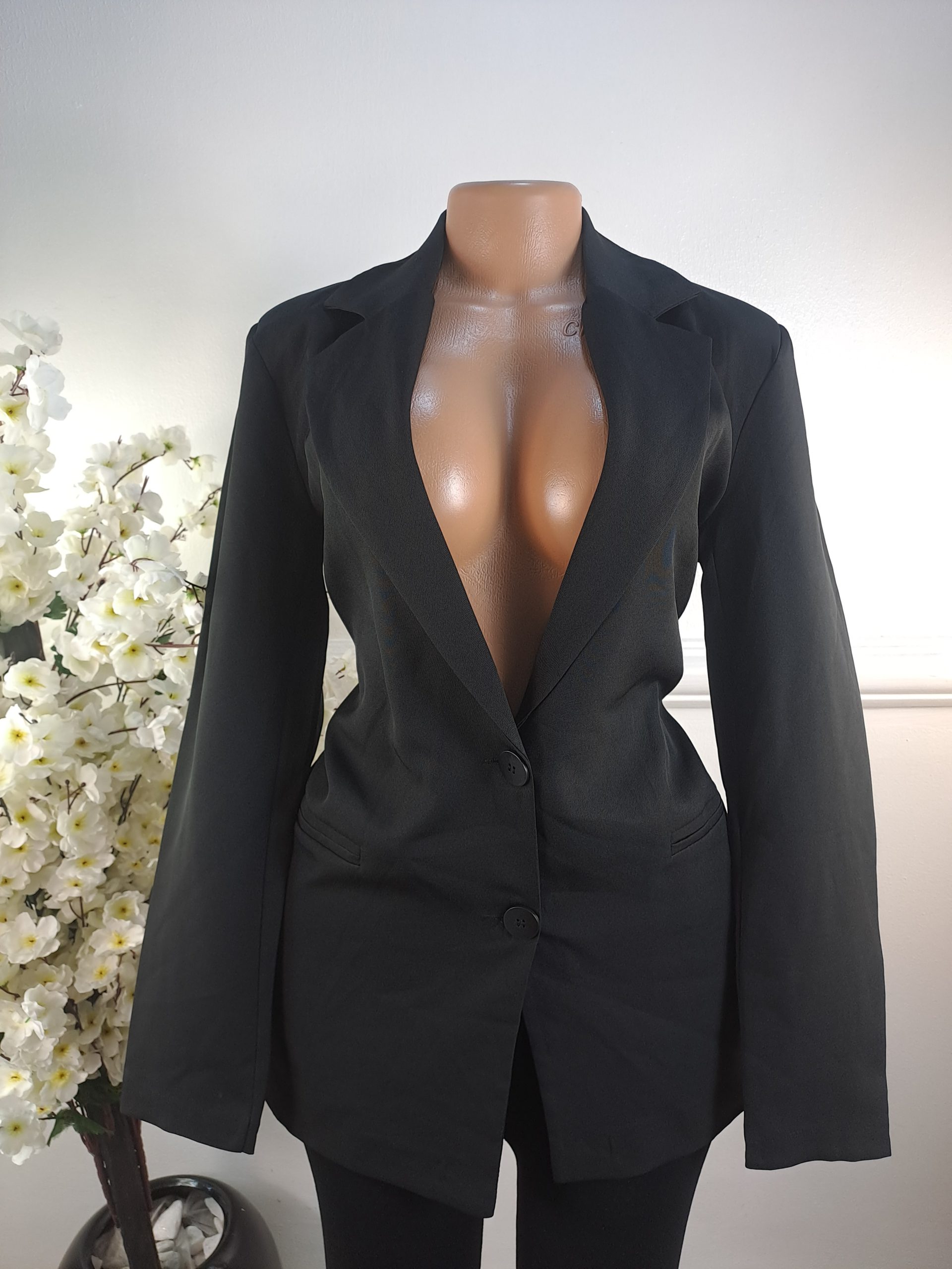 BOOHOO UK SIZE 8 [LENGHT 31 INCHES]
