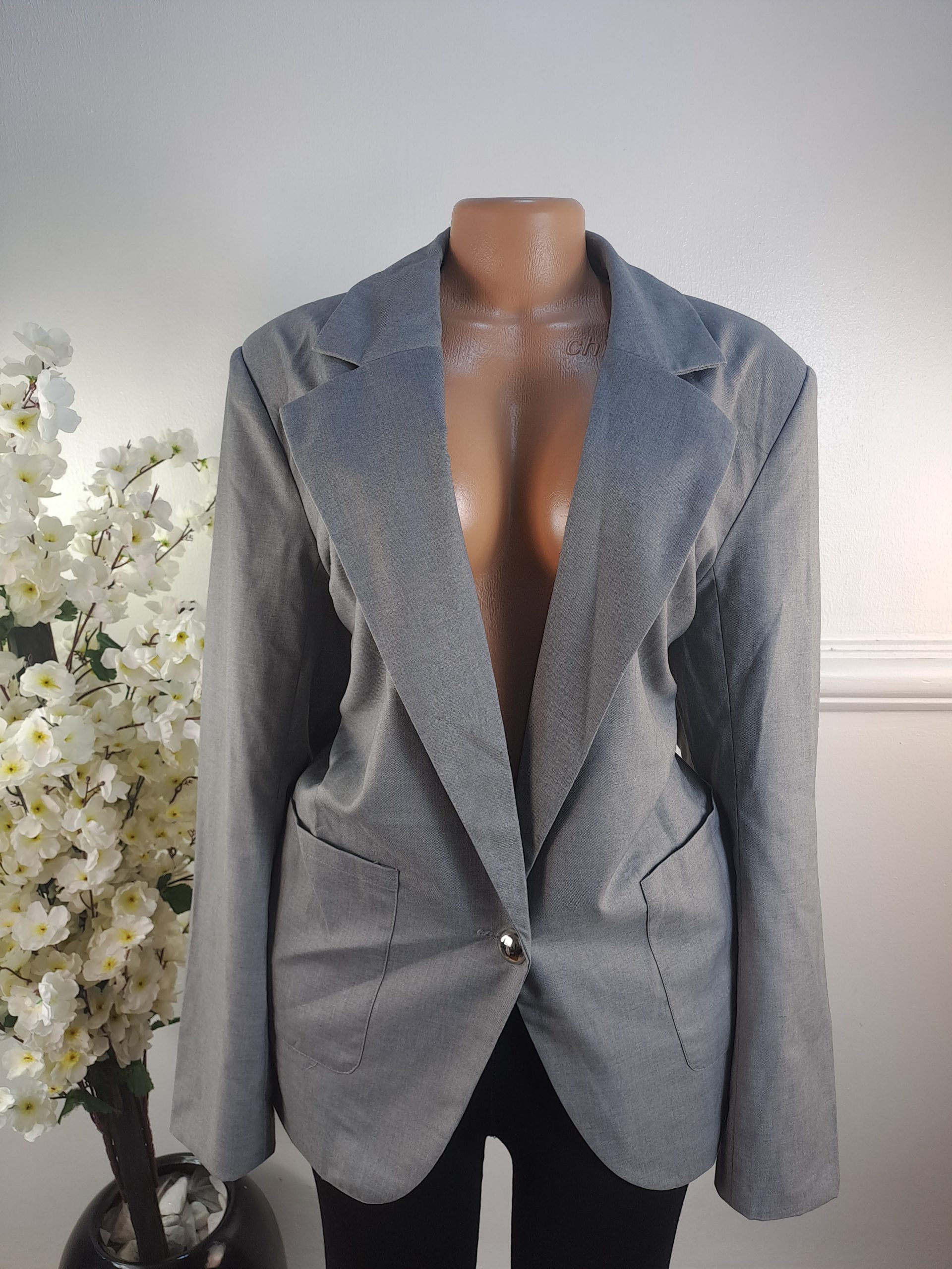 MISSPAP UK SIZE 18 [LENGHT 31 INCHES]