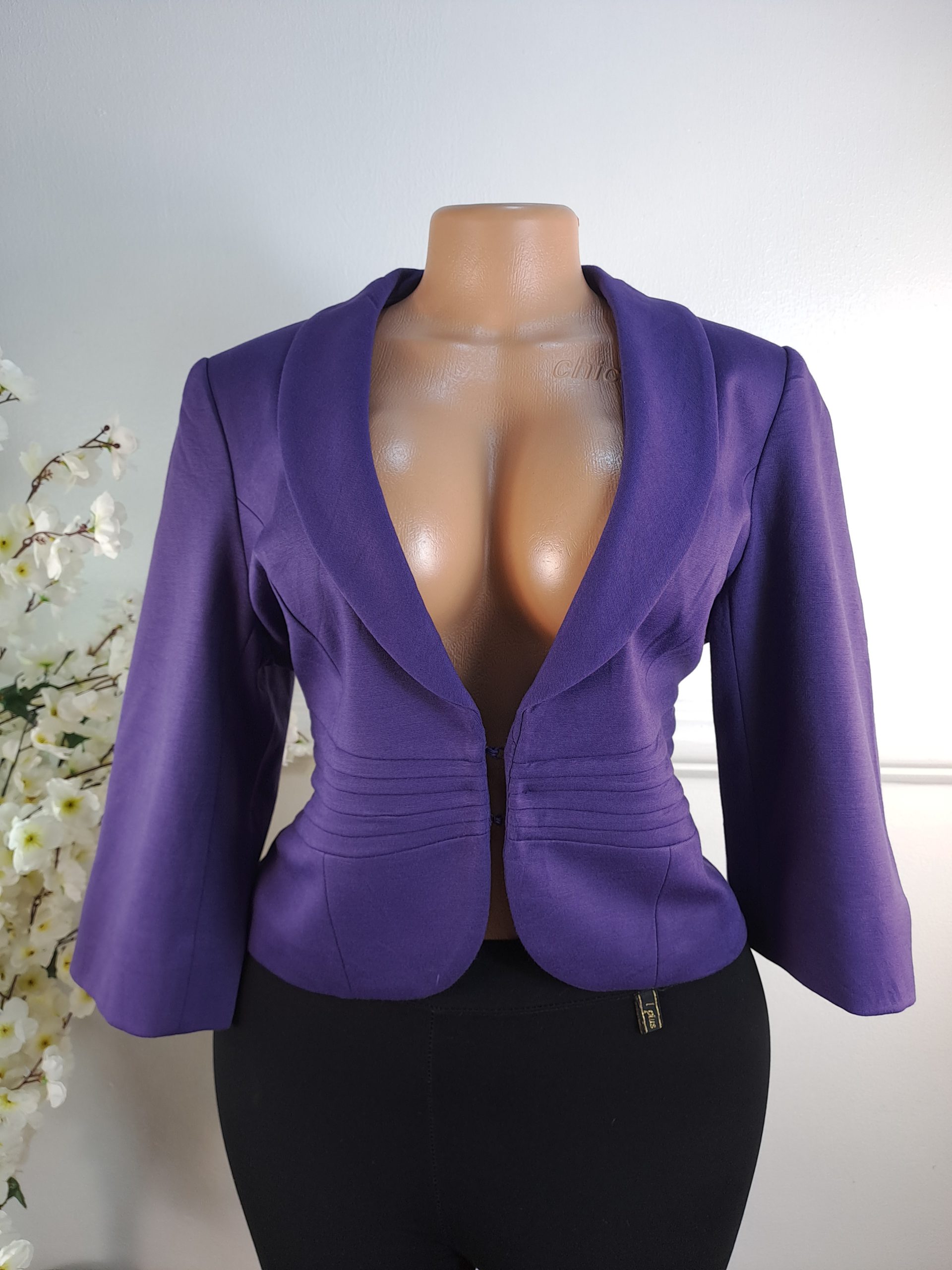 MINUET PETITE UK SIZE 14 [LENGHT 20 INCHES]